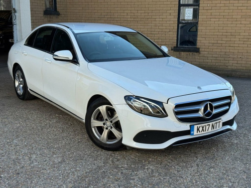 Mercedes-Benz E-Class  2.0 E200d SE Saloon 4dr Diesel G-Tronic+ Euro 6 (s