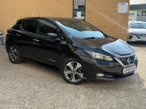 Nissan Leaf  40kWh Tekna Hatchback 5dr Electric Auto (150 ps)