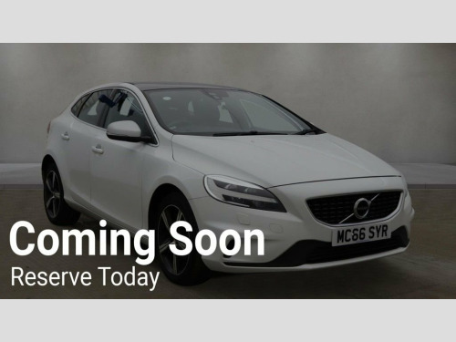 Volvo V40  2.0 D2 R-Design Nav Plus Hatchback 5dr Diesel Manu