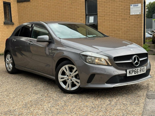 Mercedes-Benz A-Class  1.5 A180d Sport (Executive) Hatchback 5dr Diesel 7