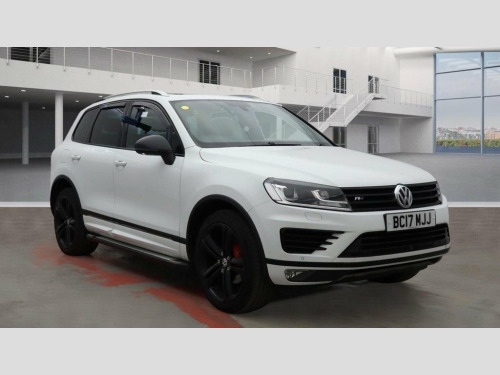 Volkswagen Touareg  3.0 TDI V6 BlueMotion Tech R-Line Plus SUV 5dr Die