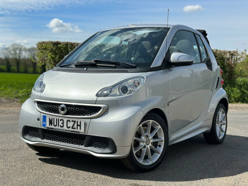Smart fortwo  1.0 MHD Passion Cabriolet SoftTouch Euro 5 (s/s) 2dr