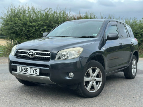 Toyota RAV4  2.0 XT-R 4WD 5dr