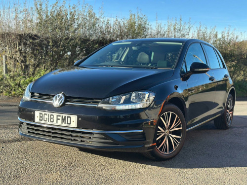 Volkswagen Golf  1.6 TDI SE Nav Euro 6 (s/s) 5dr 