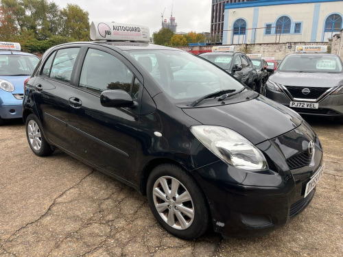 Toyota Yaris  1.33 Dual VVT-i TR Euro 4 (s/s) 5dr