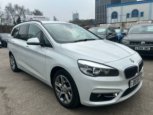 BMW 2 Series  2.0 220d Luxury Auto xDrive Euro 6 (s/s) 5dr