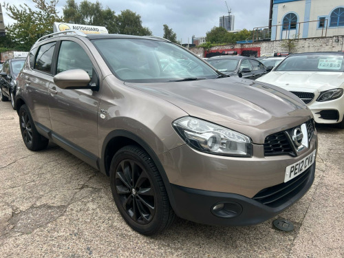 Nissan Qashqai  1.5 dCi n-tec 2WD Euro 5 5dr
