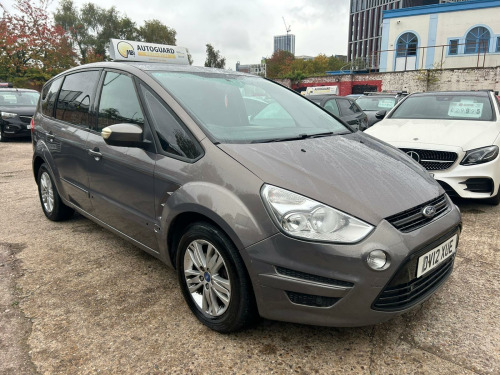 Ford S-MAX  2.0 TDCi Zetec Powershift Euro 5 5dr