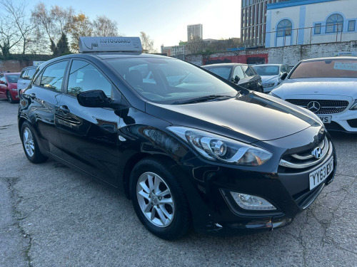 Hyundai i30  1.6 CRDi Blue Drive Active Euro 5 (s/s) 5dr 