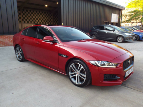 Jaguar XE  2.0 GTDi R-Sport Auto Euro 6 (s/s) 4dr
