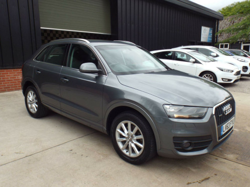 Audi Q3  2.0 TDI SE S Tronic quattro Euro 5 (s/s) 5dr