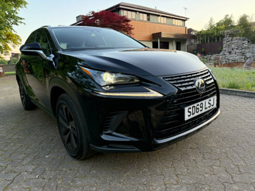 Lexus NX 300h  2.5 300h GPF E-CVT 4WD Euro 6 (s/s) 5dr