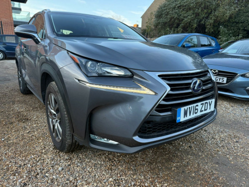 Lexus NX 300h  2.5 300h Luxury E-CVT 4WD Euro 6 (s/s) 5dr 