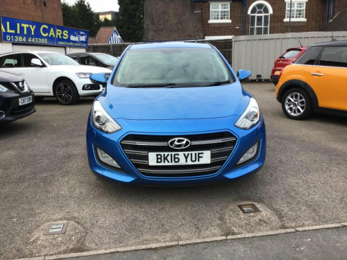 Hyundai i30  1.6 CRDi Blue Drive Premium Euro 6 (s/s) 5dr