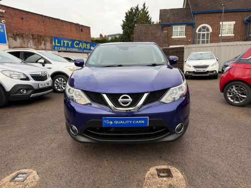 Nissan Qashqai  1.2 DIG-T Acenta Premium 2WD Euro 5 (s/s) 5dr