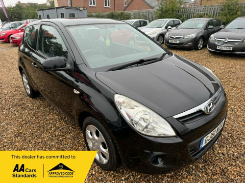 Hyundai i20  1.4 COMFORT 3d 99 BHP