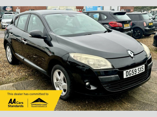 Renault Megane  1.6 DYNAMIQUE VVT 5d 110 BHP