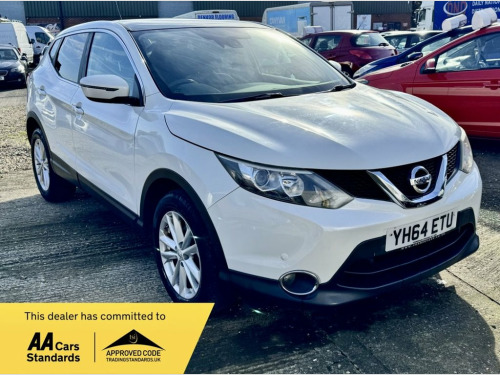 Nissan Qashqai  1.2 DIG-T Acenta Premium SUV 5dr Petrol Manual 2WD