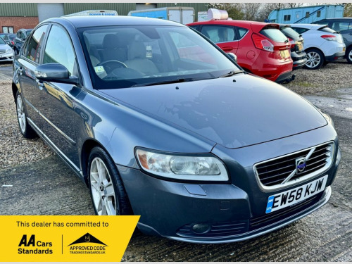 Volvo S40  2.0D SE Saloon 4dr Diesel Powershift Euro 4 (136 p