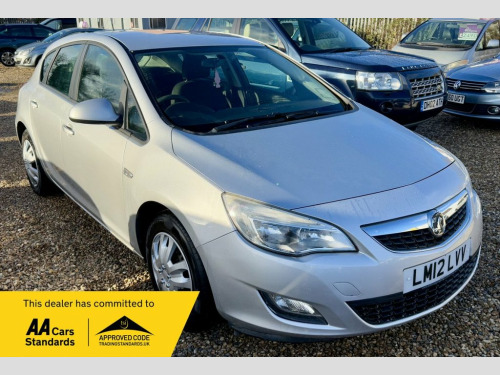 Vauxhall Astra  1.4 16v ES Hatchback 5dr Petrol Manual Euro 5 (100