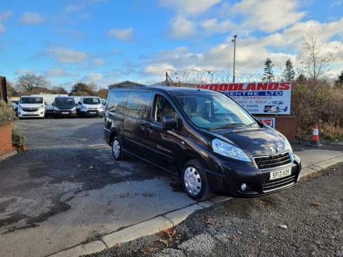 Peugeot Expert   INDEPENDENCE SE 2000CC MPV 5 SEATER WHEEL CHAIR R