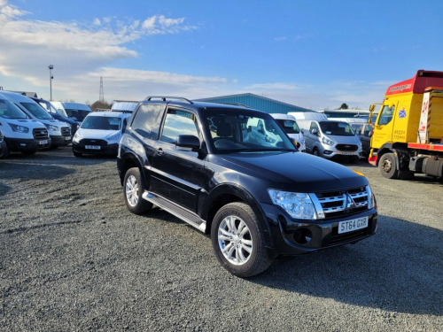 Mitsubishi Shogun  4 WORK DI-D 194BHP 3200CC DIESEL VAN NO VAT