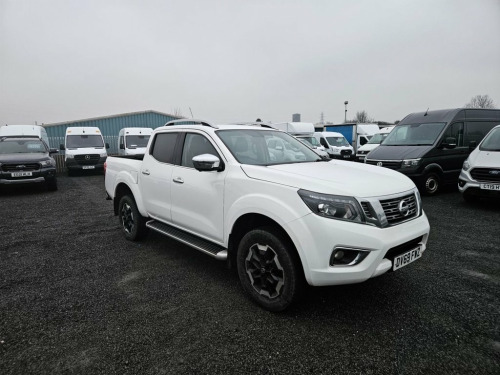 Nissan Navara   TEKNA DCI 190 BITURBO 2.3 ULEZ FREE ZONE 