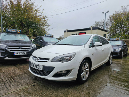 Vauxhall Astra  1.6 16V SRi Sports Tourer Auto Euro 5 5dr