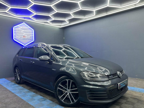 Volkswagen Golf  2.0 TDI 184 GTD 5dr