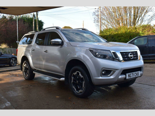 Nissan Navara  2.3 dCi Tekna Pickup Double Cab 4dr Diesel Auto 4WD Euro 6 (190 ps)