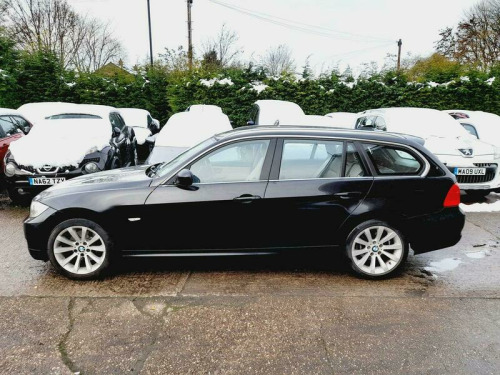 BMW 3 Series  2.0 320d Exclusive Edition Touring Steptronic Euro 5 5dr