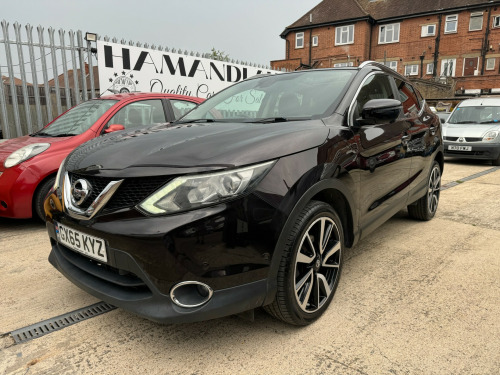 Nissan Qashqai  TEKNA DIG-T XTRONIC 5-Door