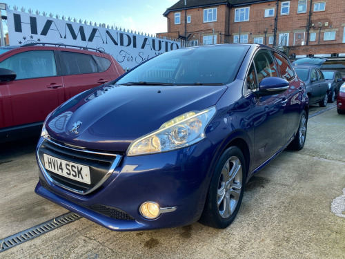 Peugeot 208  1.2 VTi Allure Hatchback 5dr Petrol Manual Euro 5 (82 ps) 