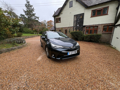 Toyota Avensis  1.6 D-4D Business Edition Touring Sports Euro 6 (s/s) 5dr