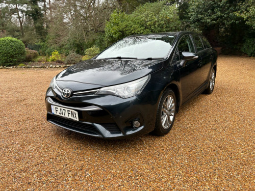 Toyota Avensis  2.0 D-4D Business Edition Touring Sports Euro 6 (s/s) 5dr 