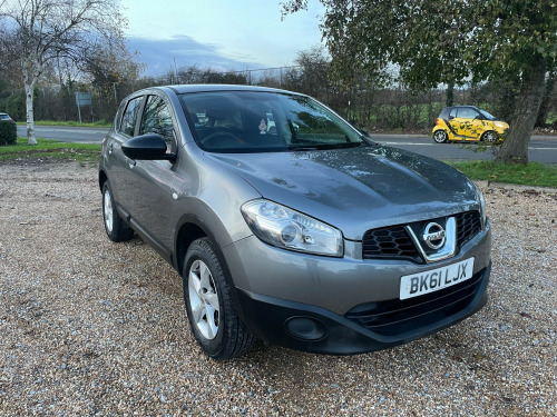 Nissan Qashqai  Nissan Qashqai Visia (2011) 1.6 Visia SUV 5dr Petrol Manual 2WD Euro 5 (s/s