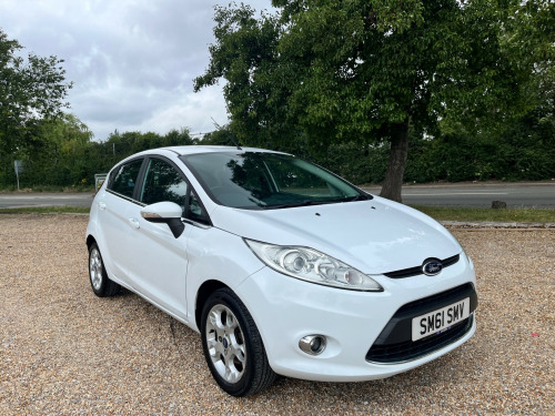 Ford Fiesta  1.25 Zetec Hatchback 5dr Petrol Manual (129 g/km, 81 bhp)
