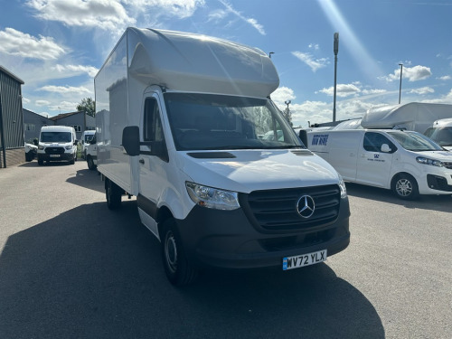 Mercedes-Benz Sprinter  2.0 315 CDI Progressive Chassis Cab 2dr Diesel Manual RWD L2 Euro 6 (s/s) (