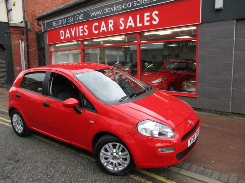 Fiat Punto  1.2 POP 5d 69 BHP YES 19K ONLY,6 SERVICE STAMPS,12