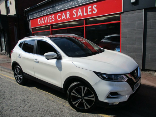 Nissan Qashqai  1.3 DIG-T N-Connecta SUV 5dr Petrol Manual Euro 6 