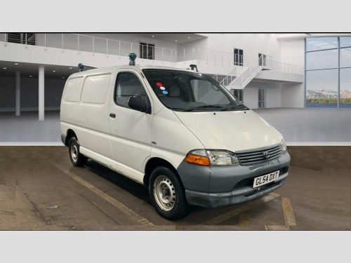 Toyota Hi-Ace  280 GS Van TRD 88Bhp