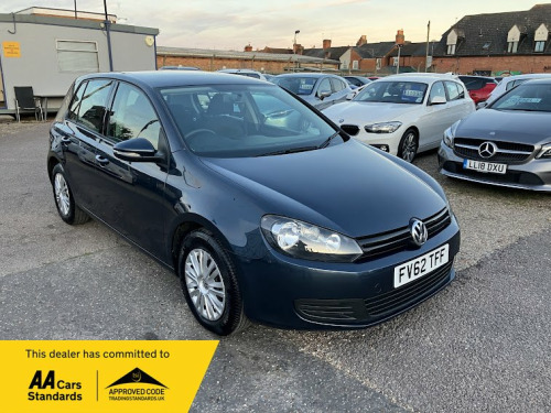 Volkswagen Golf  1.4 TSI S Automatic