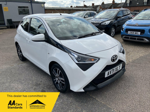 Toyota AYGO 1.0 VVT-i x-play
