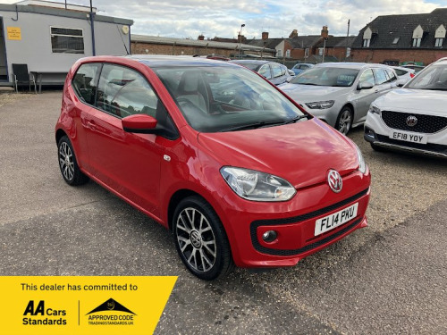 Volkswagen up!  1.0 Rock up!