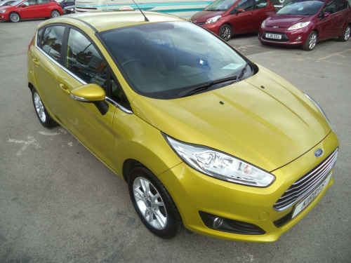 Ford Fiesta  1.0 Zetec Euro 6 (s/s) 5dr