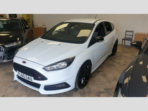 Ford Focus  2.0T EcoBoost ST-2 Euro 6 (s/s) 5dr
