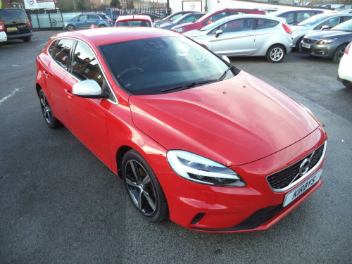 Volvo V40  2.0 T2 R-Design Euro 6 (s/s) 5dr 