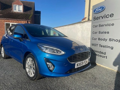 Ford Fiesta  1.0T 100ps EcoBoost Titanium 6-spd Auto