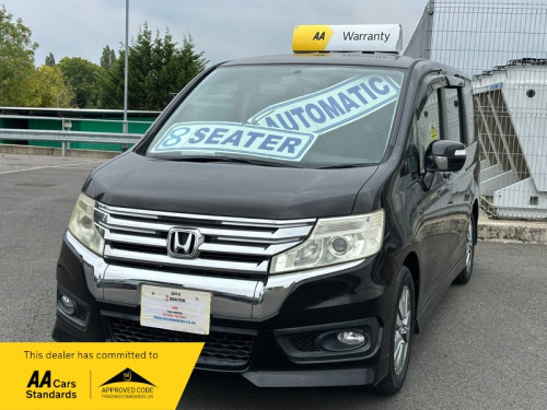 Honda Stepwagon  AUTO 8 SEATER 2.0 PETROL FRESH IMPORT ( AUTOMATIC ) 