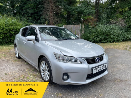 Lexus CT 200h  1.8 200h SE-I Hatchback 5dr Petrol Hybrid CVT Euro 5 (s/s) (136 ps)